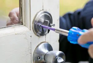Golden Locksmith Services Pompano Beach, FL 954-283-5224 - 5-Change-Locks